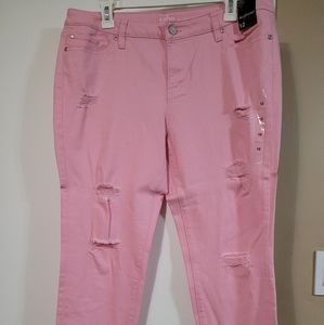 NWT pink boyfriend cuffed jeans with tear look.